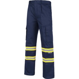 Pantalón con cintura elástica, multibolsillos y dos cintas reflectantes bicolor.B1436